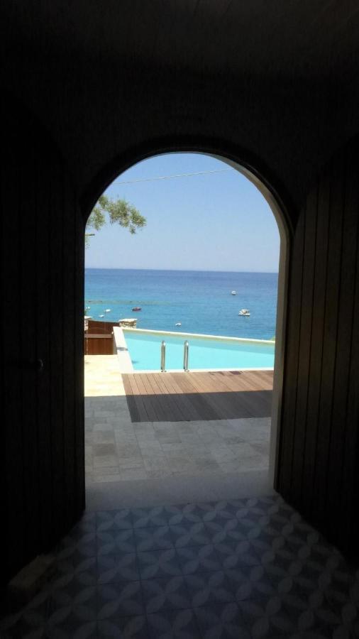 Caltabania Suites Agios Nikitas Exterior photo