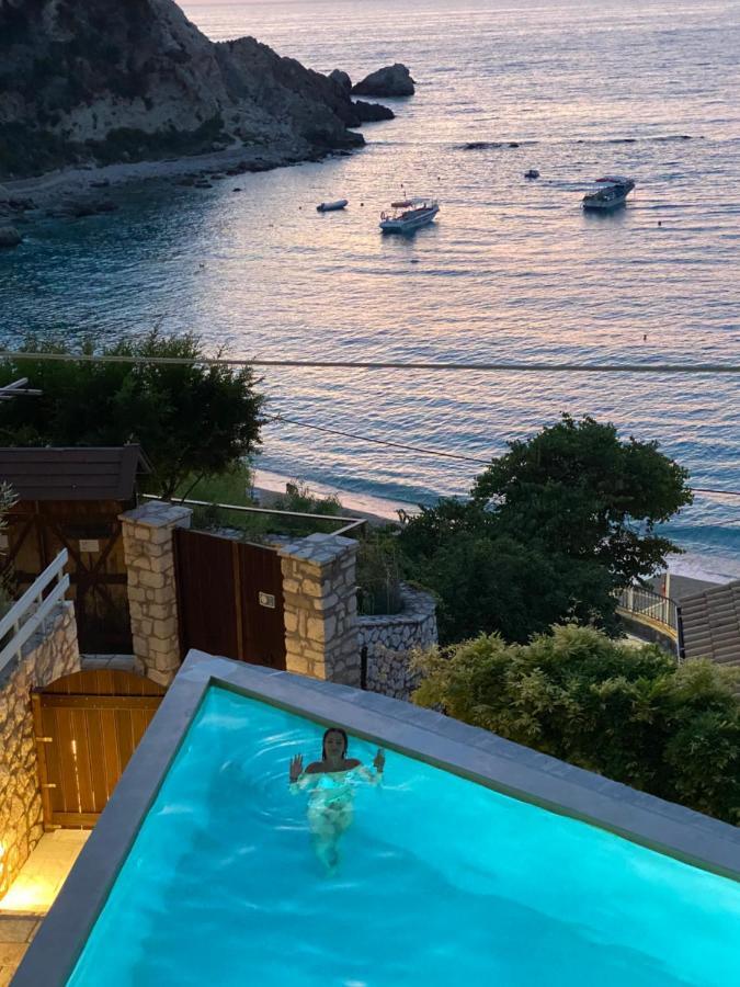 Caltabania Suites Agios Nikitas Exterior photo